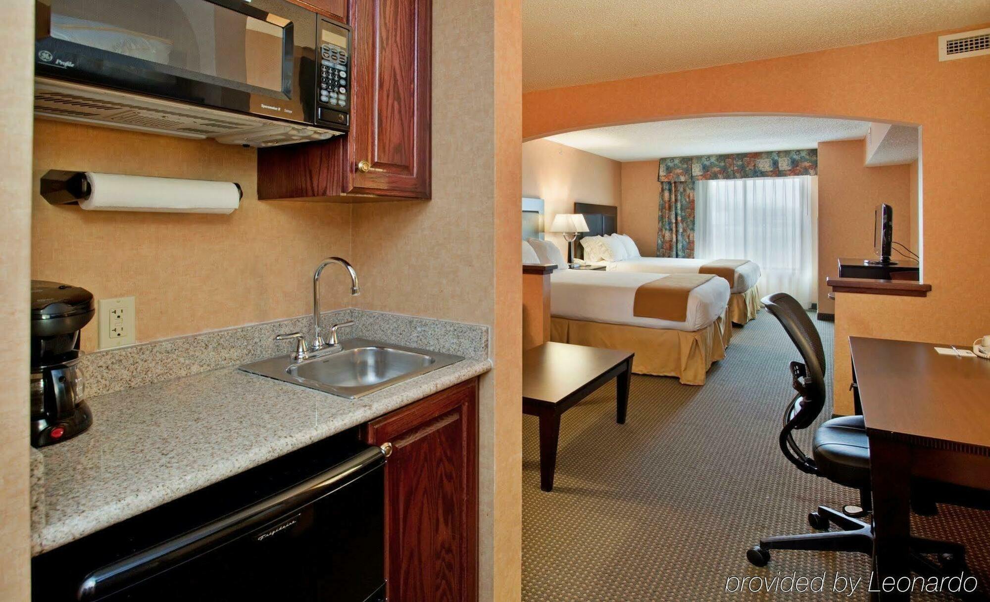 Holiday Inn Express Rolla By Ihg Экстерьер фото